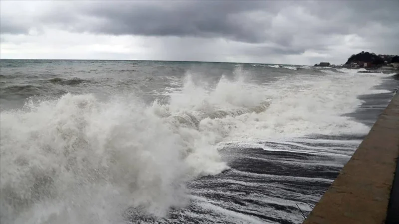 Meteoroloji Genel Müdürlüğü, Orta Karadeniz için fırtına uyarısında bulundu.