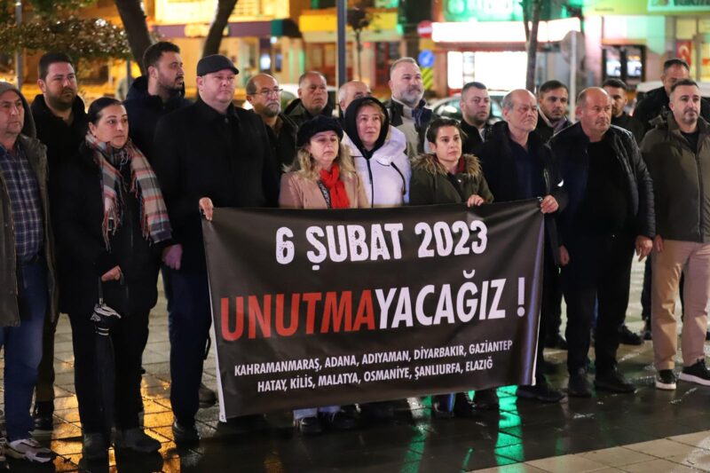 Cumhuriyet Halk Partisi Menderes İlçe Başkanlığı 6 Şubat depremlerinin yıldönümünde