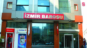 İzmir Barosu, bir avukat hakkında verilen gözaltı kararına tepki gösterdi.
Baro