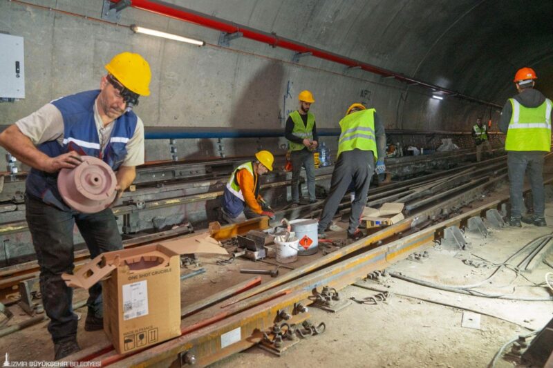 İzmir Metrosu’nda güvenliği artırmak amacıyla Evka 3 ile Ege Üniversitesi