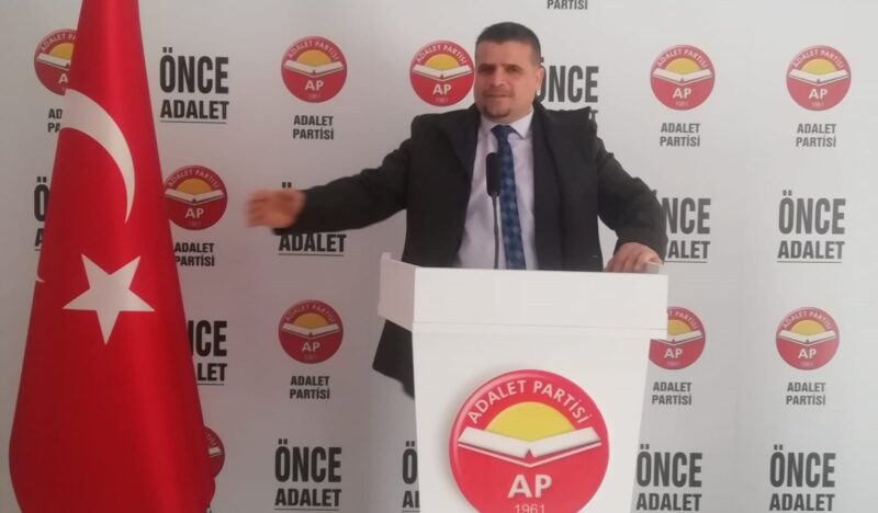 (AP) Adalet Partisi Genel Başkan Yardımcısı Mehmet Uygur, İstiklal Marşı'nın