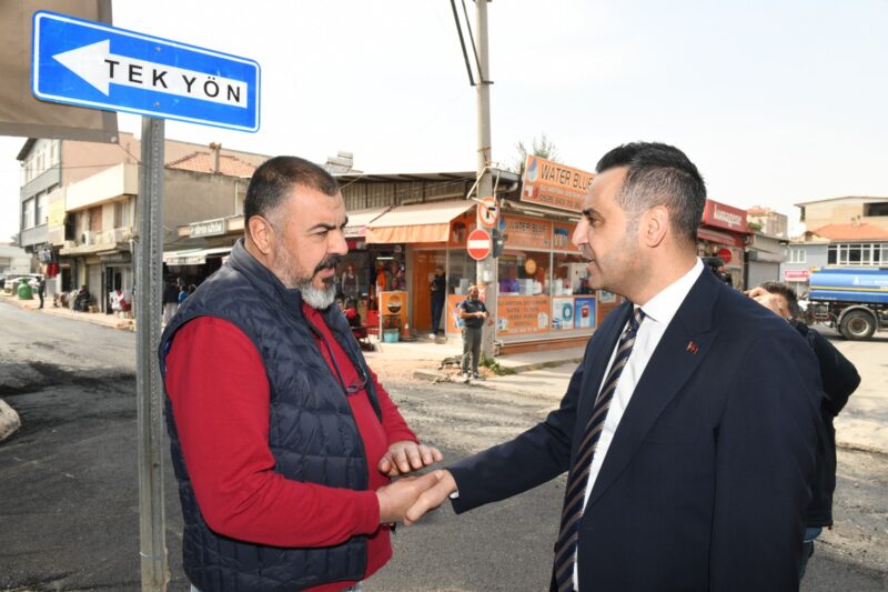 Başkan Yıldız’dan Bayram Müjdesi
Çiğli Belediyesi, ilçe genelinde sürdürdüğü altyapı ve