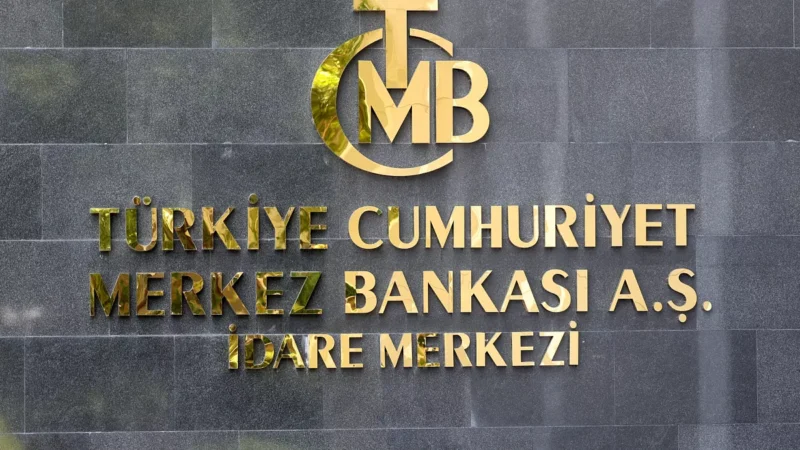 Piyasaların nefesini tutarak beklediği Merkez Bankası faiz kararı için geri