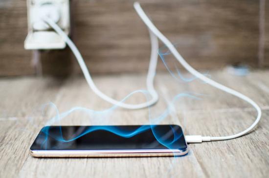 Akıllı telefonlar hayatımızın vazgeçilmezi haline geldi, ancak çoğumuz farkında olmadan