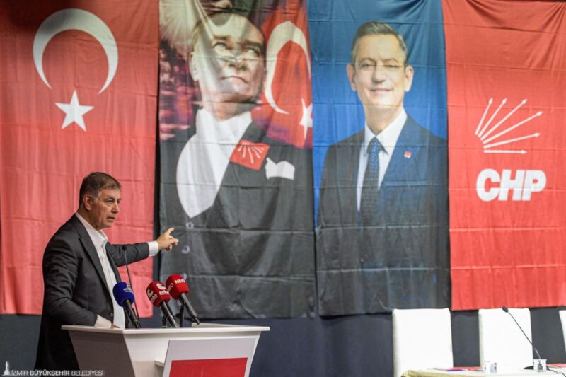 İzmir Büyükşehir Belediye Başkanı Dr. Cemil Tugay, CHP İzmir İl