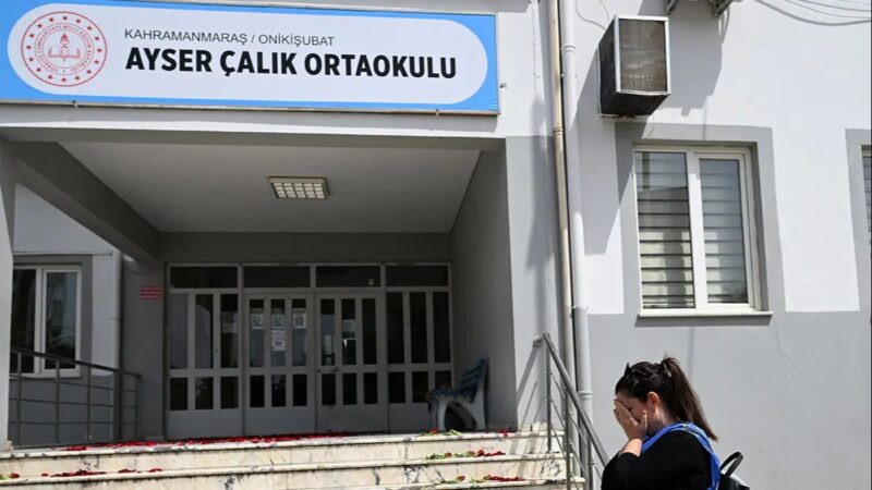 Kahramanmaraş’ta 9 kişinin hayatını kaybettiği saldırının ardından Ayser Çalık Ortaokulu’nda