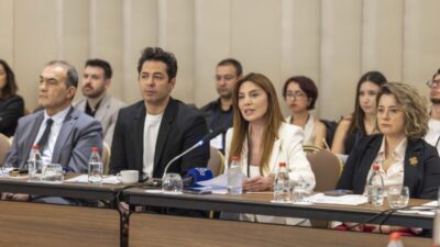 İzmir Büyükşehir Belediyesi ev sahipliğinde tanıtılan UNICEF Çocuk Haritası girişimiyle