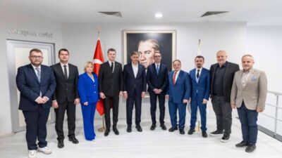 Kosova Gençlik ve Spor Bakanı Blerim Gashani ve beraberindeki heyet,