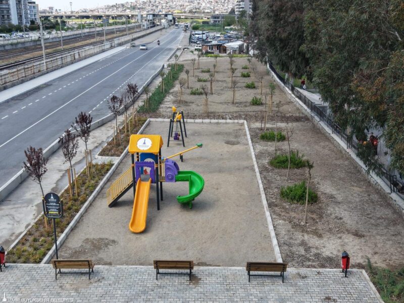 İzmir Büyükşehir Belediyesi, Karşıyaka Şemikler’deki 2 bin 500 metrekarelik atıl
