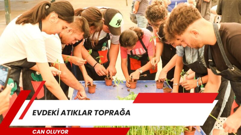 İzmir Büyükşehir Belediyesi’nin başlattığı kompost seferberliğiyle mutfak atıkları yeniden toprağa