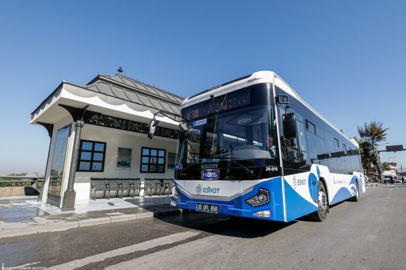 İzmir Büyükşehir Belediyesi, özgün mimarisi ve konforlu tasarımıyla İzmirlilerin beğenisini